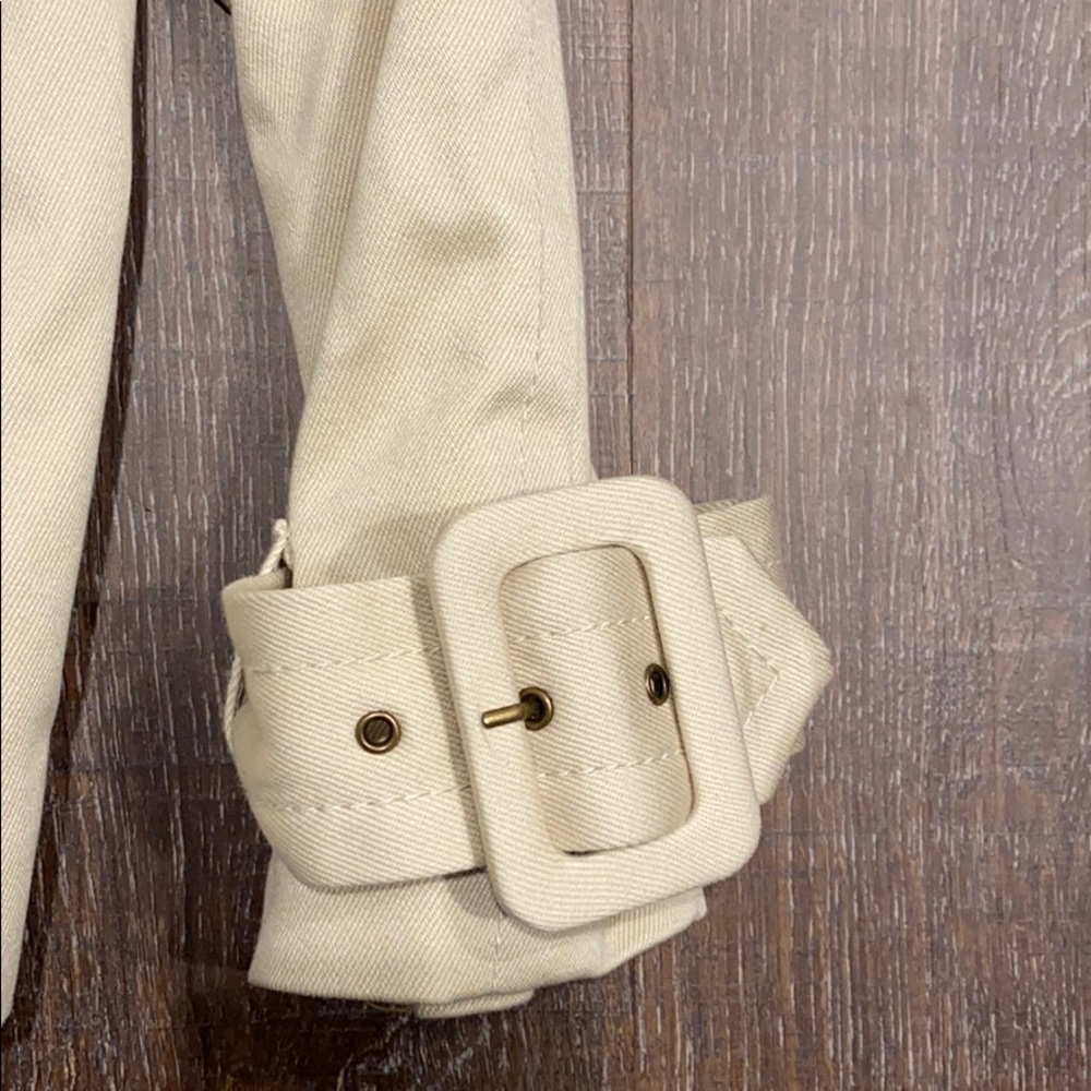 Banana Republic Short Trench Jacket - Picture 4 of 6